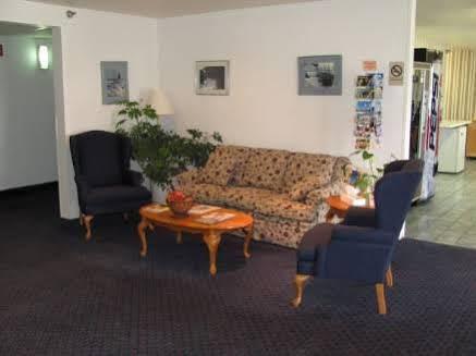 Americas Best Value Inn Солт Сейнт Мери Екстериор снимка