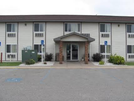 Americas Best Value Inn Солт Сейнт Мери Екстериор снимка