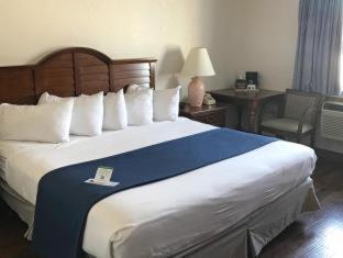 Americas Best Value Inn Солт Сейнт Мери Стая снимка