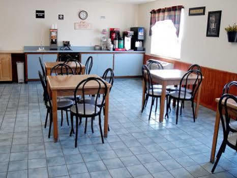 Americas Best Value Inn Солт Сейнт Мери Екстериор снимка